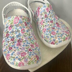 Pink and Blue Floral Clogs with Comfort Sole